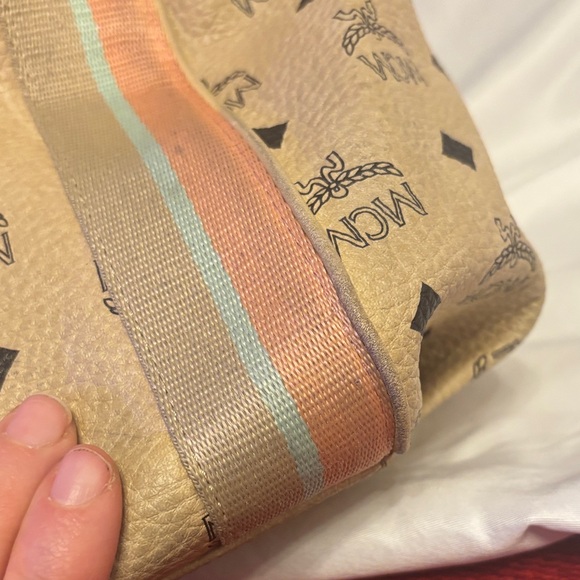 MCM Beige and Pink Logo Shoulder Bag - Picture 9 of 17